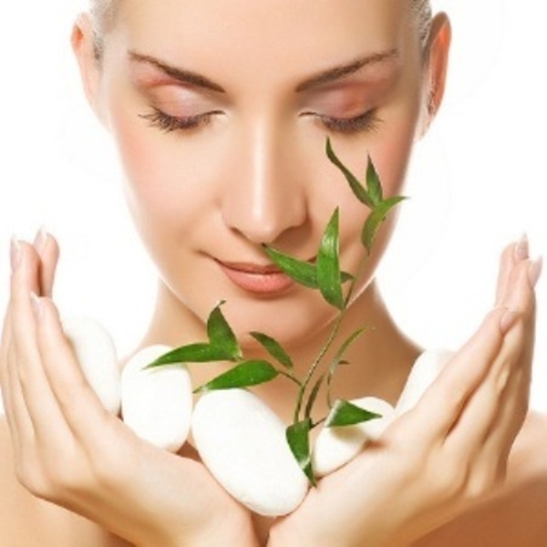 Homemade Neem Face Masks For Pimples, Acne And Blemishes